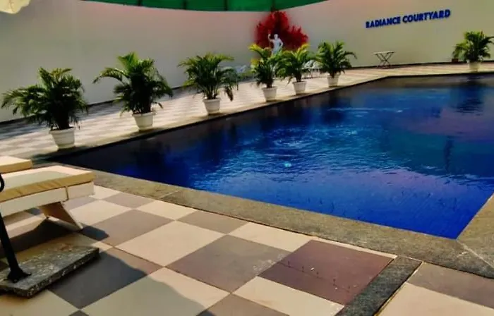 Hotel Radiance Courtyard